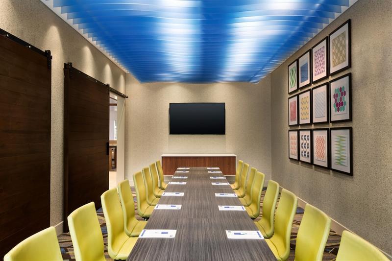 Holiday Inn Express & Suites - Painesville - Concord By Ihg Εξωτερικό φωτογραφία